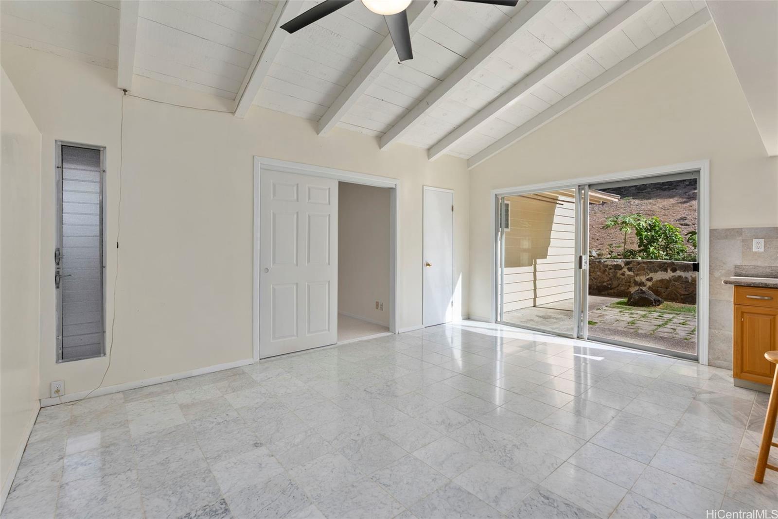 1069  Lunalilo Home Road Mariners Valley, Hawaii Kai home - photo 6 of 25