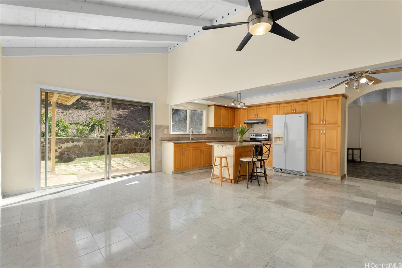 1069  Lunalilo Home Road Mariners Valley, Hawaii Kai home - photo 7 of 25