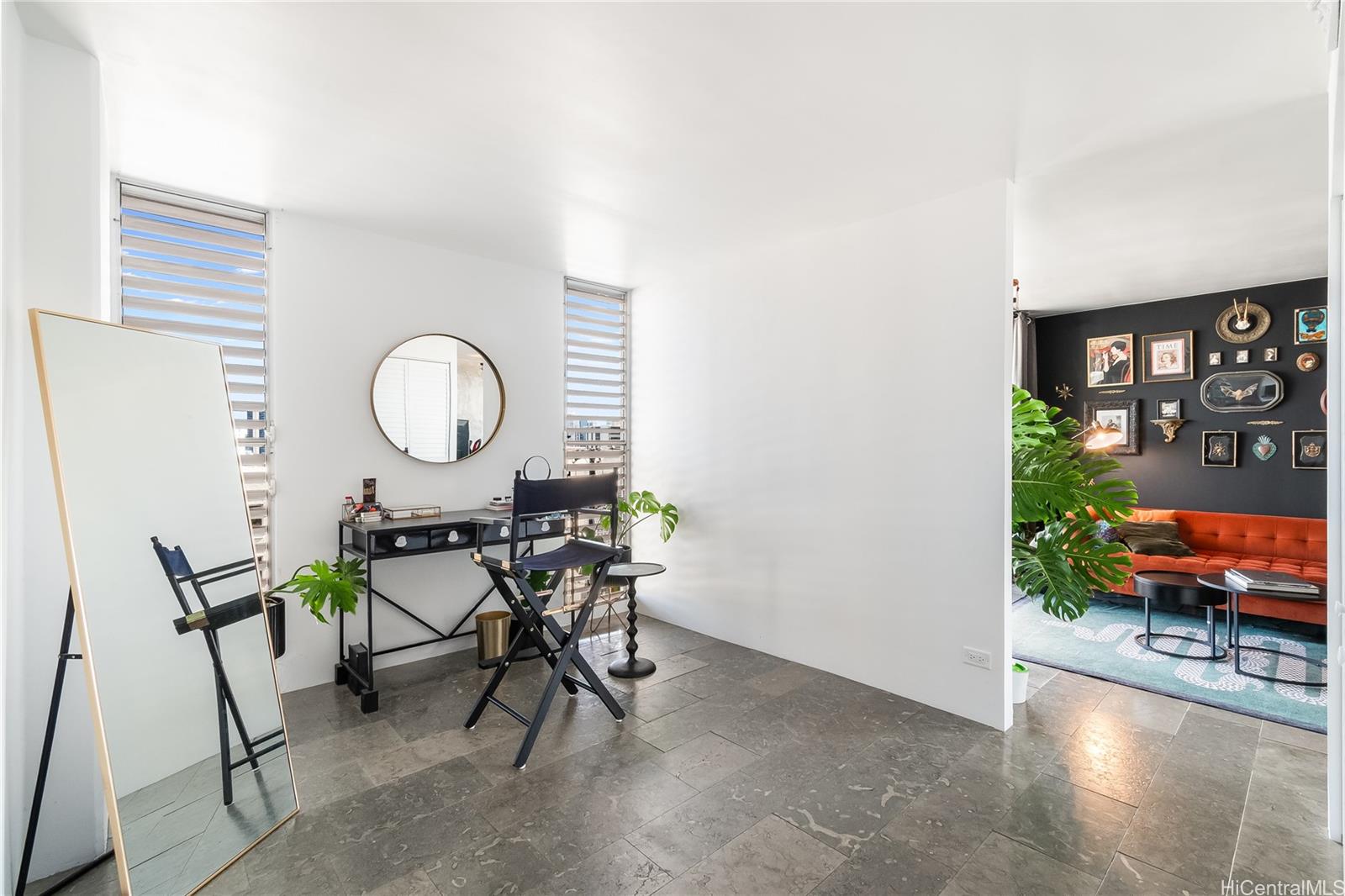 Crown Thurston condo # 402, Honolulu, Hawaii - photo 6 of 15