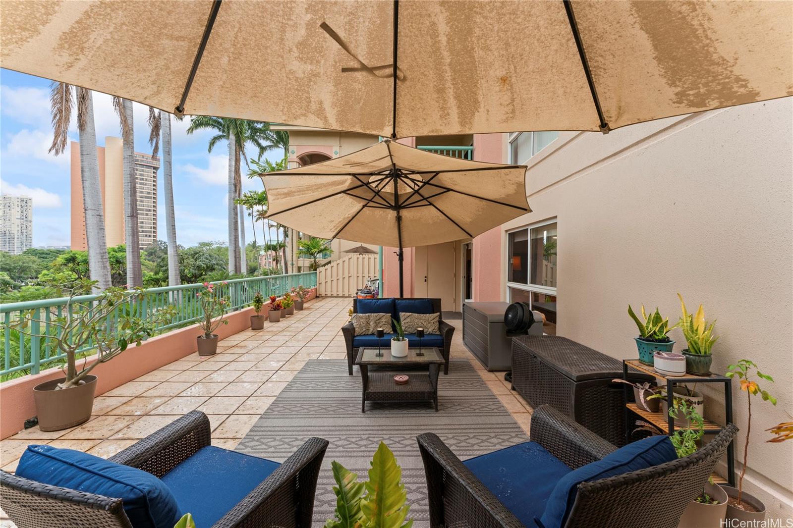 Country Club Village condo # 110, Honolulu, Hawaii - photo 15 of 25