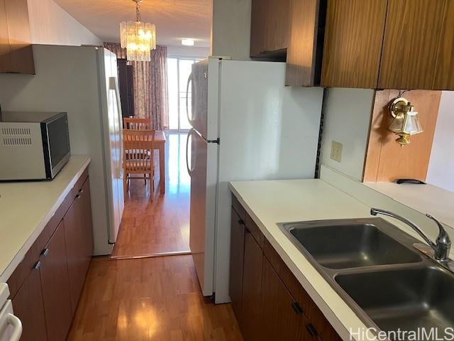 1073 Kinau condo # 1004, Honolulu, Hawaii - photo 3 of 18