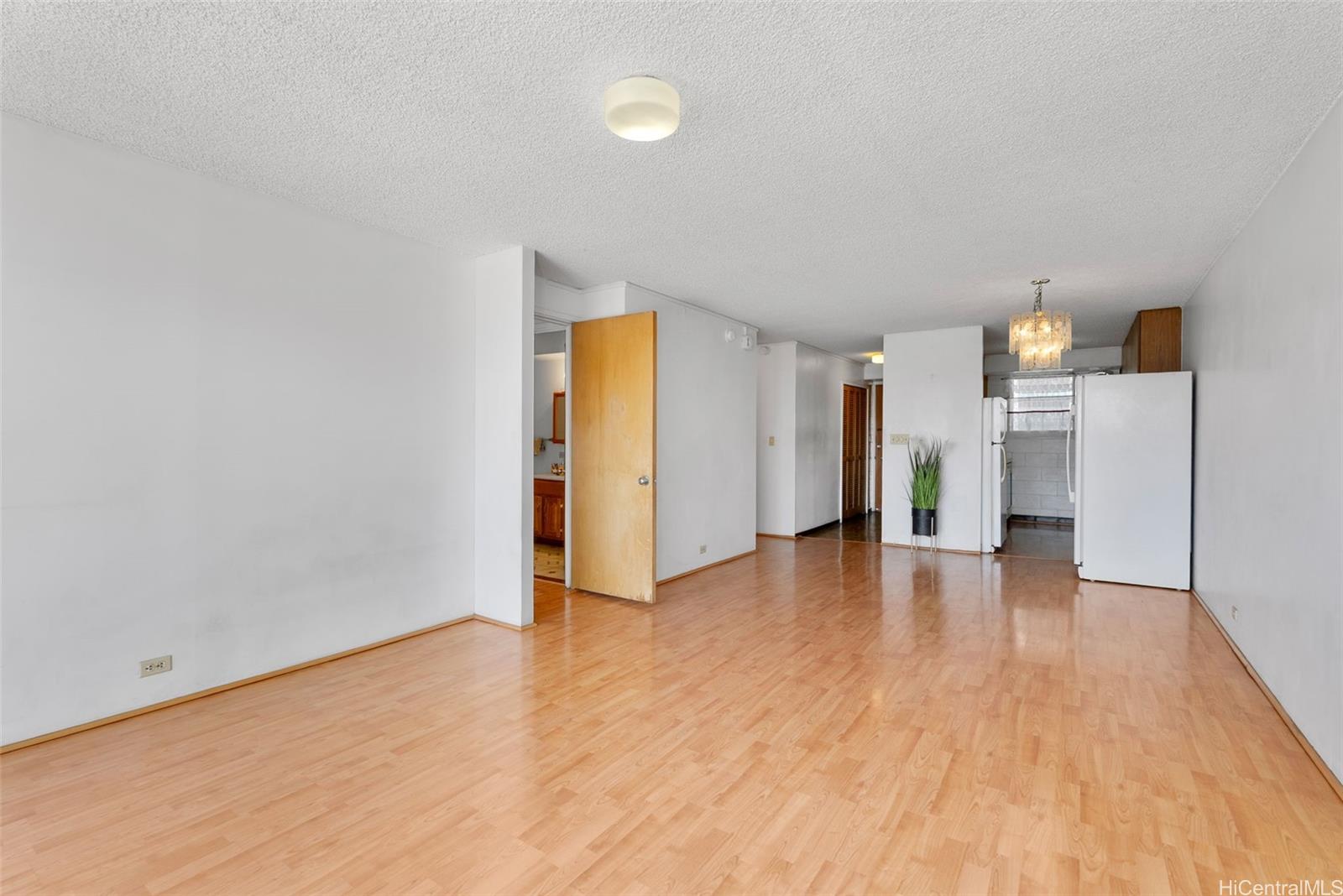 1073 Kinau condo # 1004, Honolulu, Hawaii - photo 17 of 22