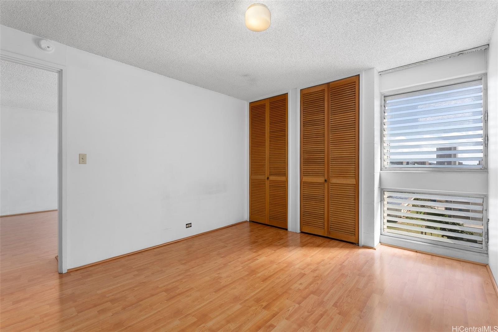 1073 Kinau condo # 1004, Honolulu, Hawaii - photo 6 of 22