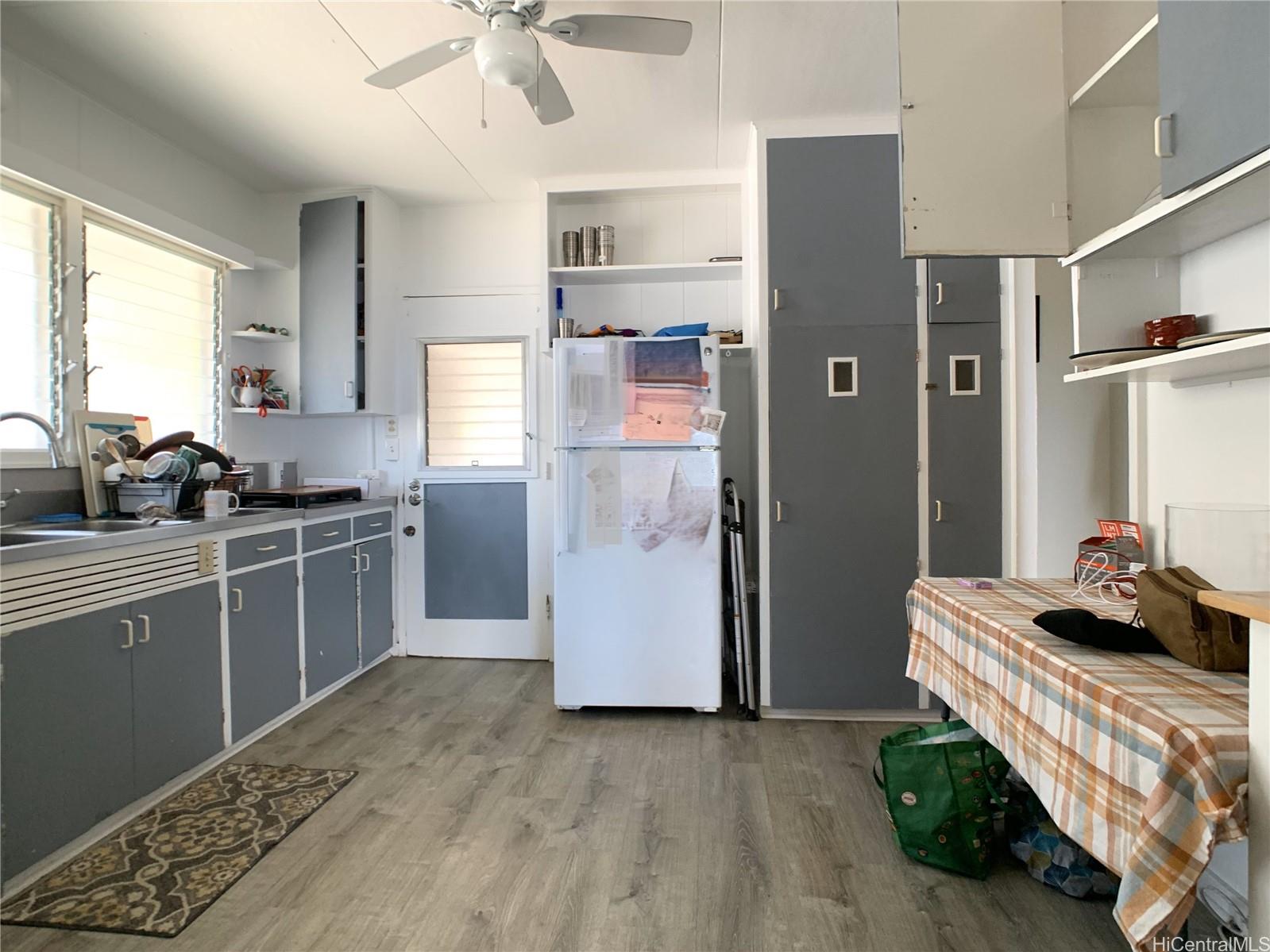 1074 Lanui Place Honolulu - Rental - photo 6 of 16