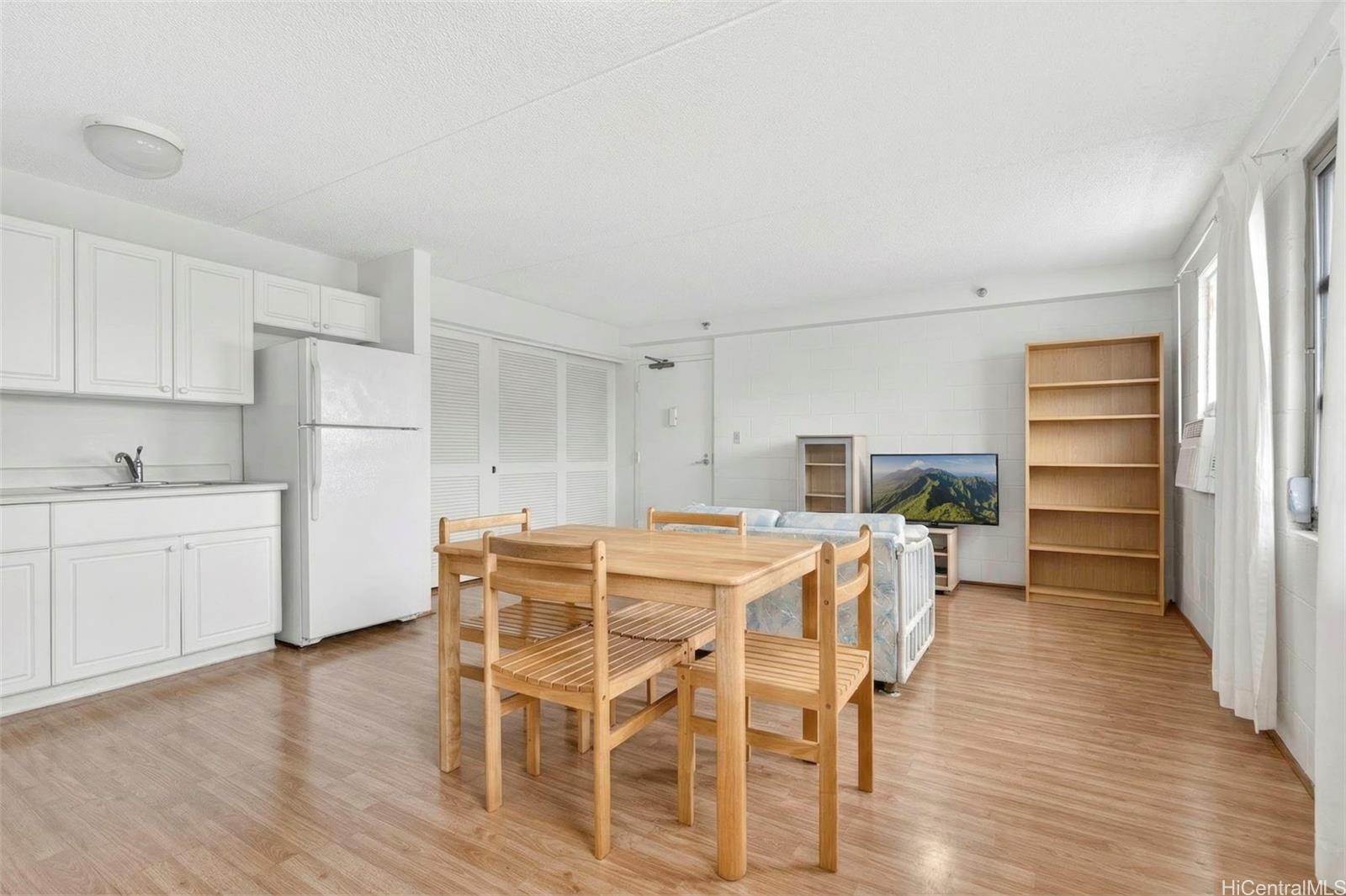 Prince Lunalilo condo # 501, Honolulu, Hawaii - photo 12 of 24