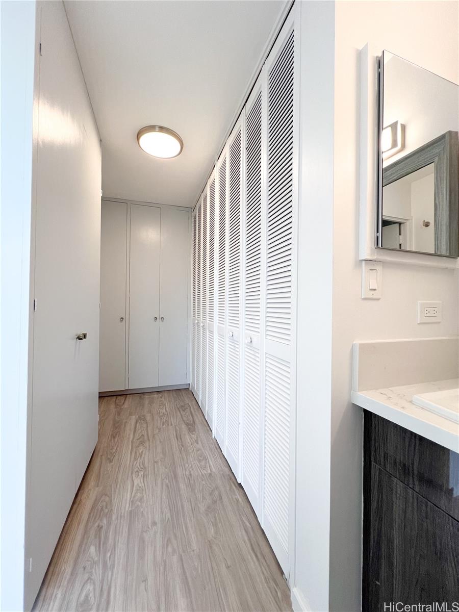 East Lake Apts condo # 606, Honolulu, Hawaii - photo 13 of 20