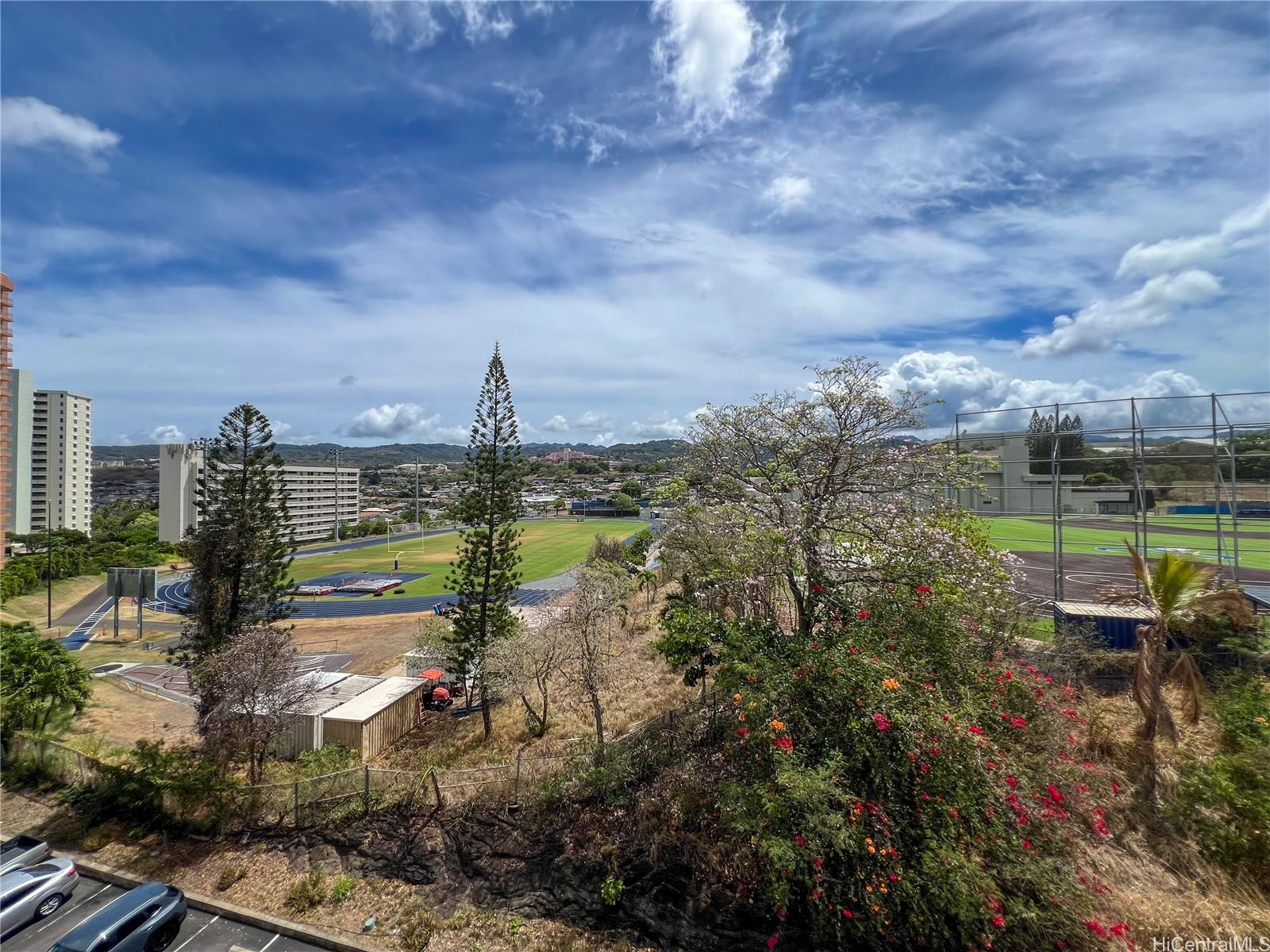 East Lake Apts condo # 606, Honolulu, Hawaii - photo 17 of 20