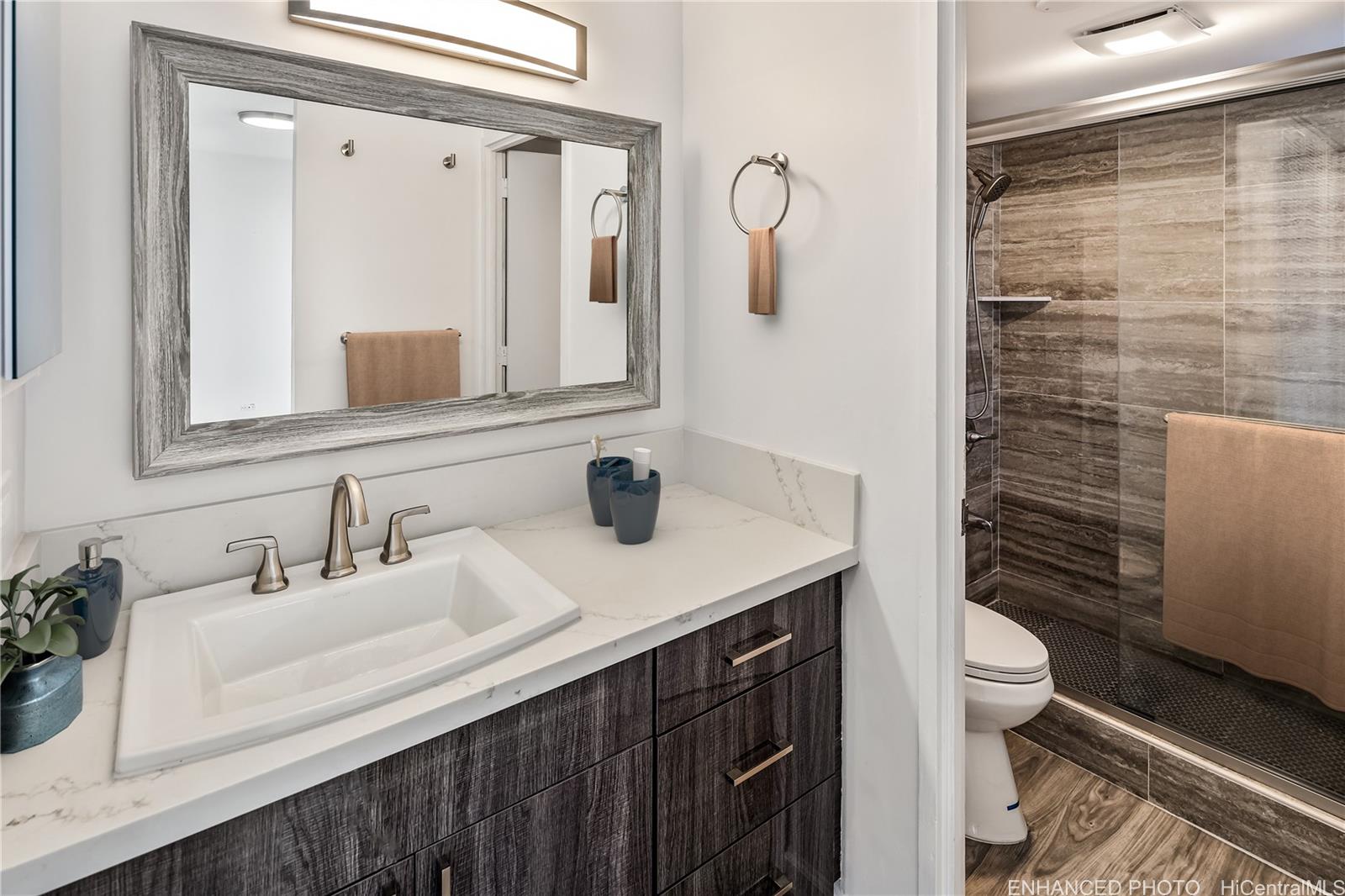 East Lake Apts condo # 606, Honolulu, Hawaii - photo 7 of 7