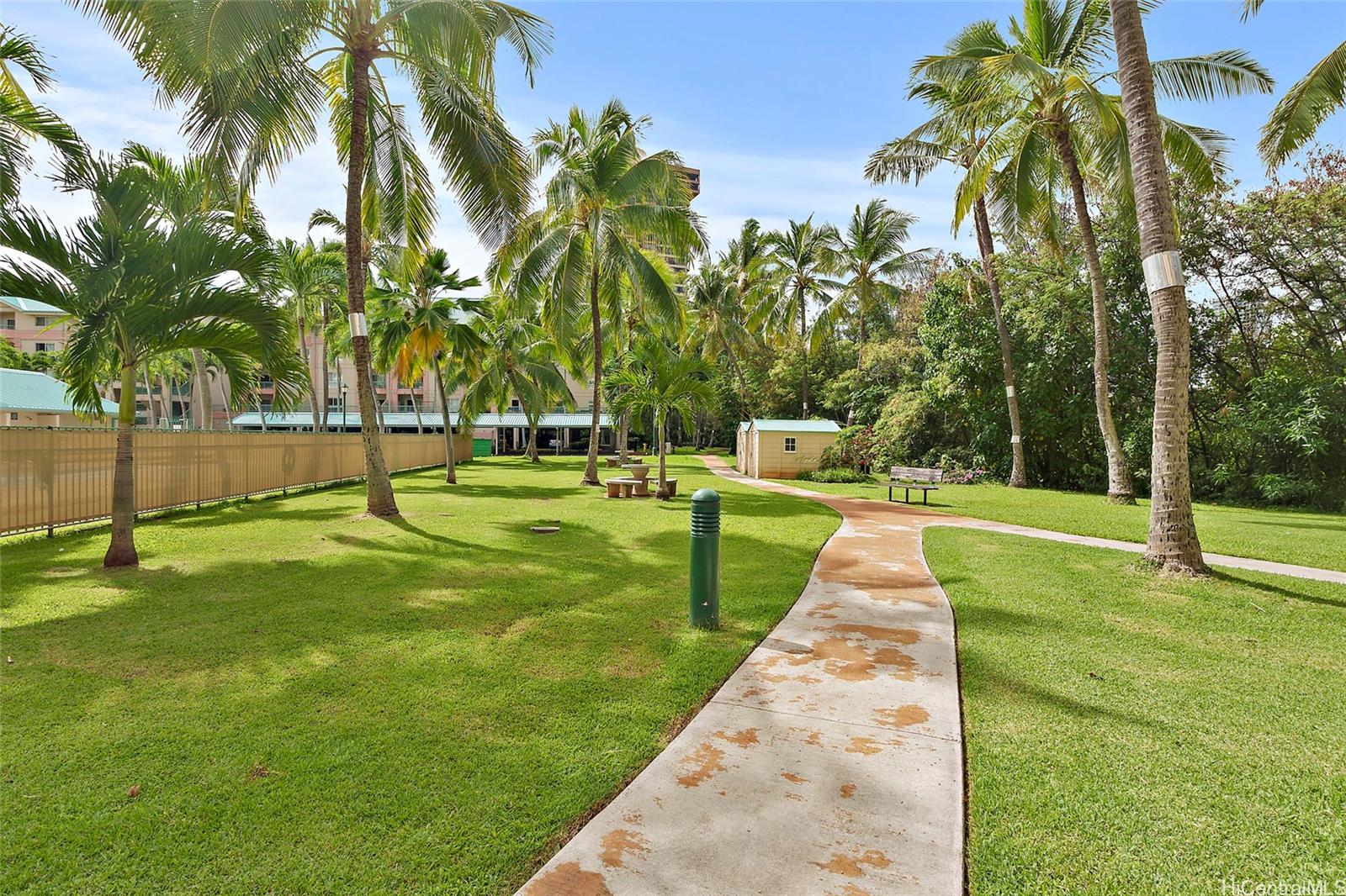 Country Club Village 2 condo # 403, Honolulu, Hawaii - photo 18 of 18