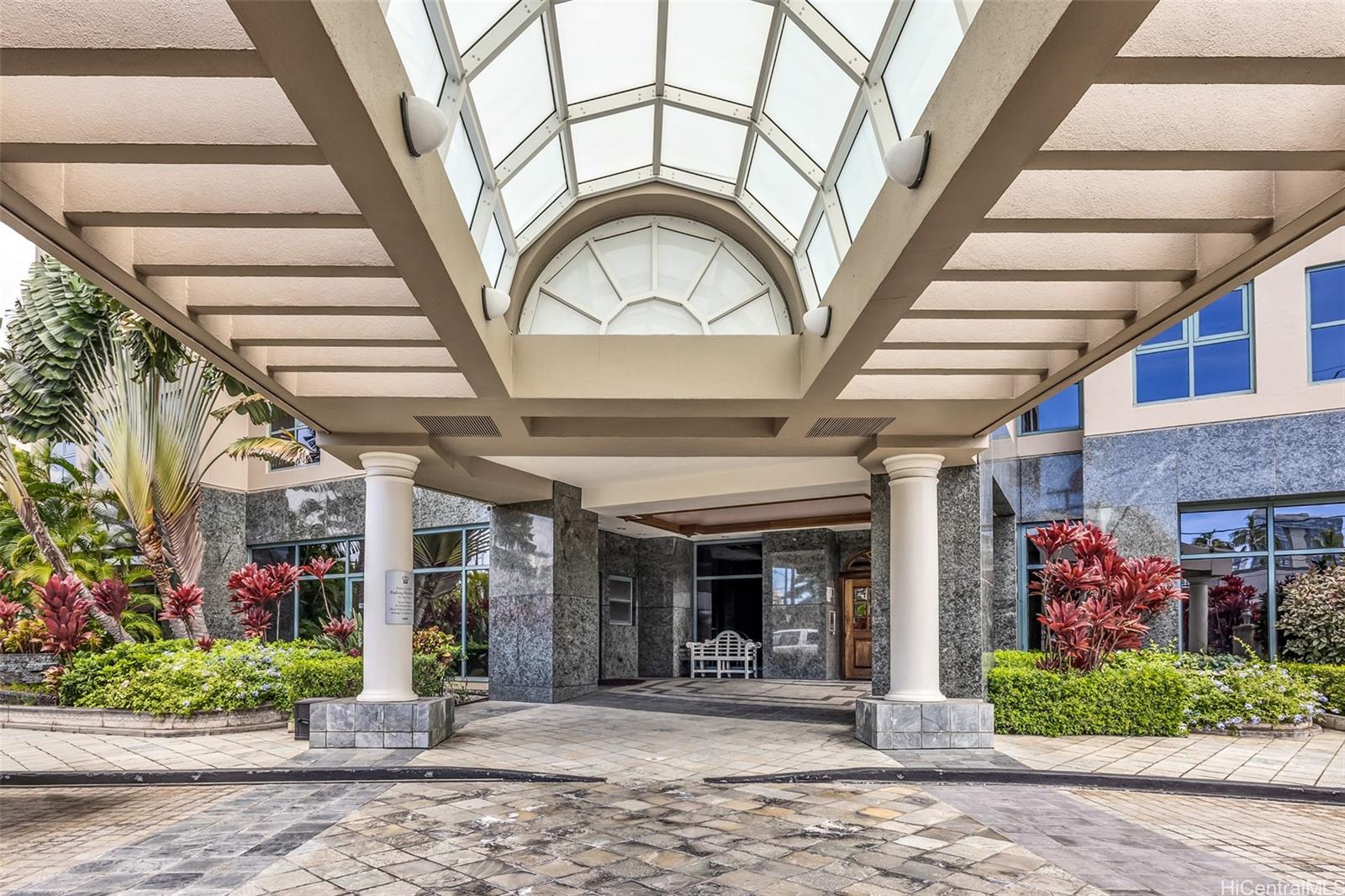 Queen Victoria Residences condo # 303, Honolulu, Hawaii - photo 21 of 21