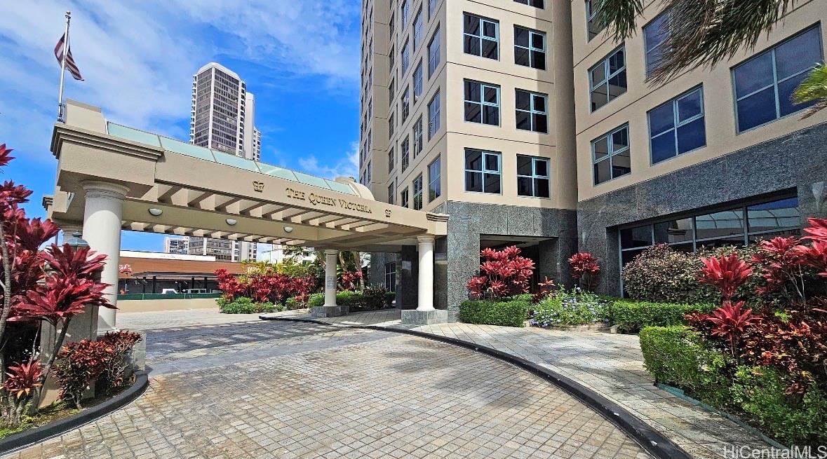 Queen Victoria Residences condo # 502, Honolulu, Hawaii - photo 14 of 25