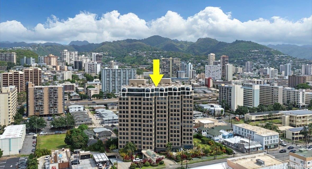 Queen Victoria Residences condo # 502, Honolulu, Hawaii - photo 16 of 25