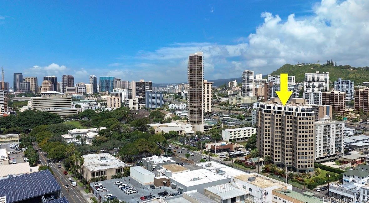 Queen Victoria Residences condo # 502, Honolulu, Hawaii - photo 17 of 25