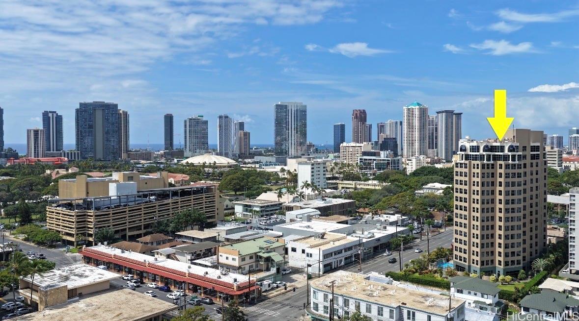 Queen Victoria Residences condo # 502, Honolulu, Hawaii - photo 18 of 25