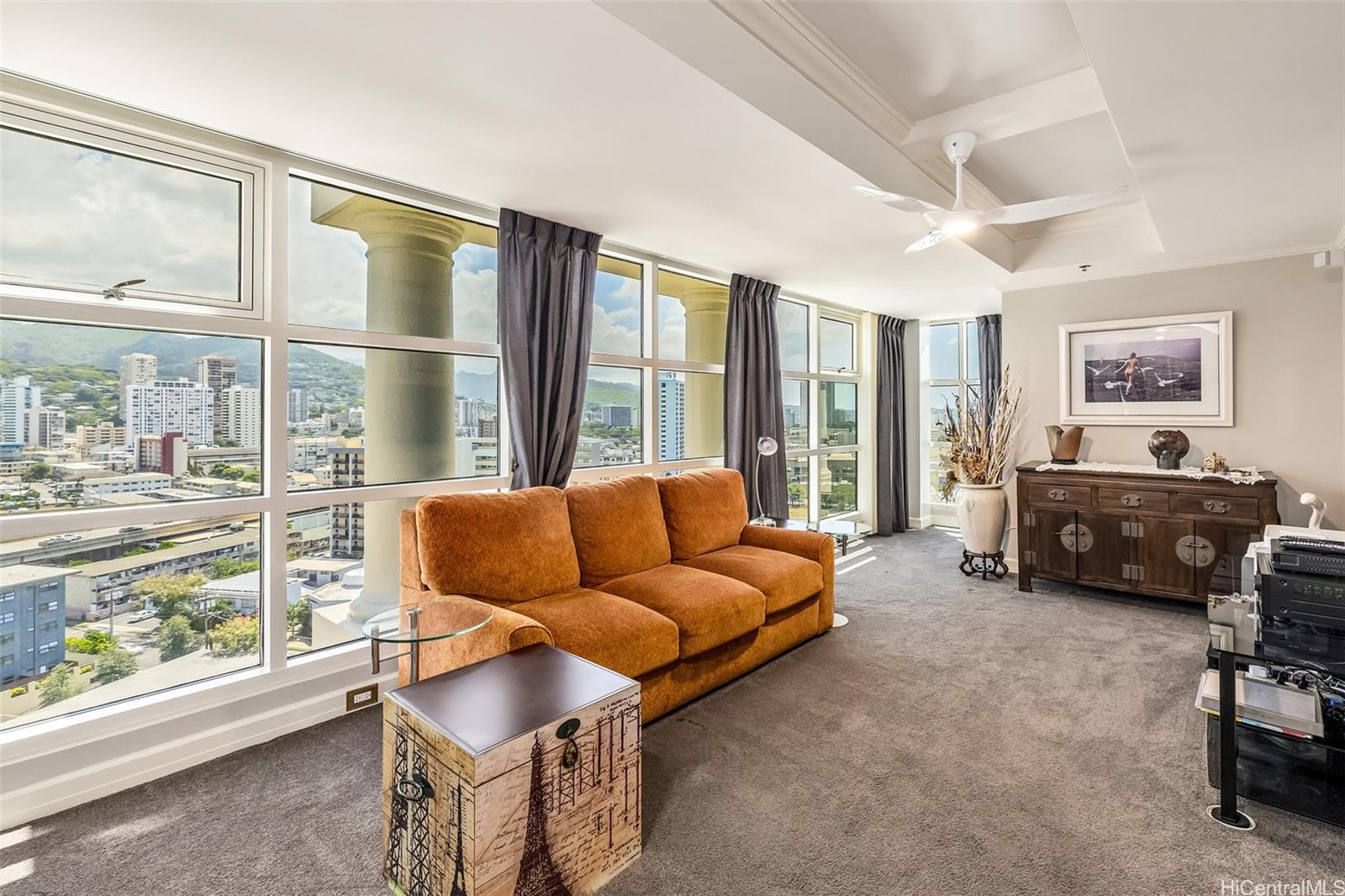 Queen Victoria Residences condo # PH 3, Honolulu, Hawaii - photo 15 of 22