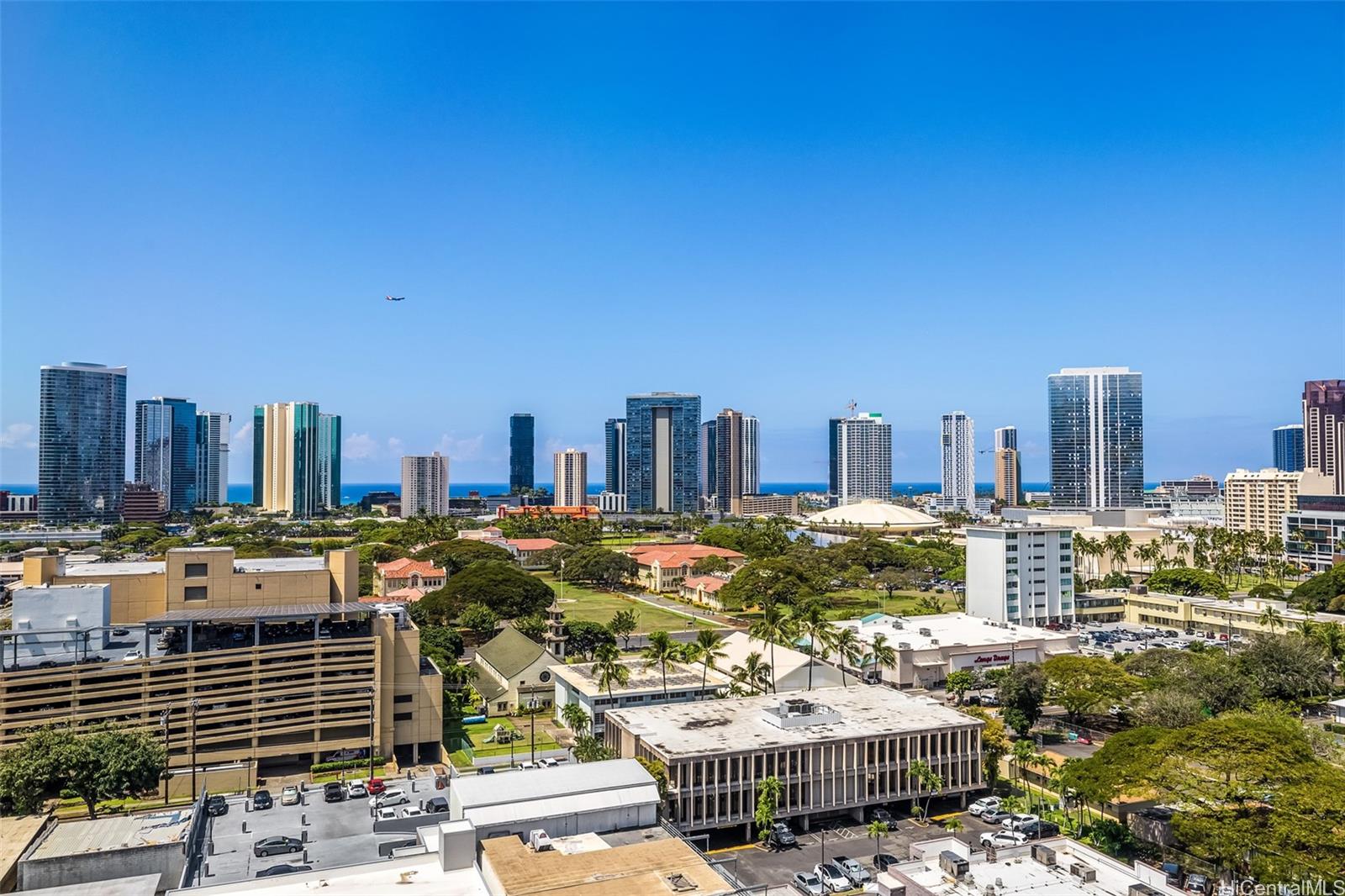 Queen Victoria Residences condo # PH 3, Honolulu, Hawaii - photo 21 of 22