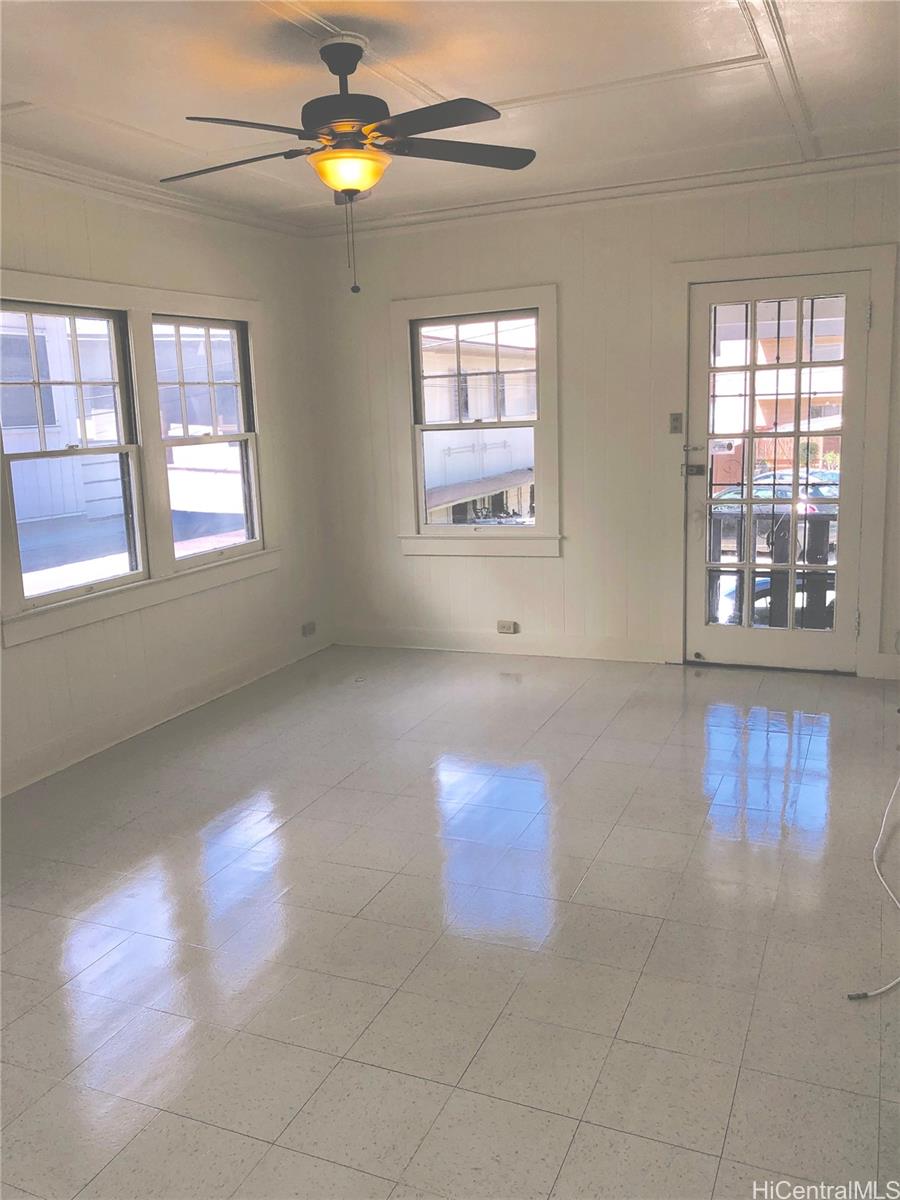 1084 Karratti Ln Honolulu - Rental - photo 2 of 9