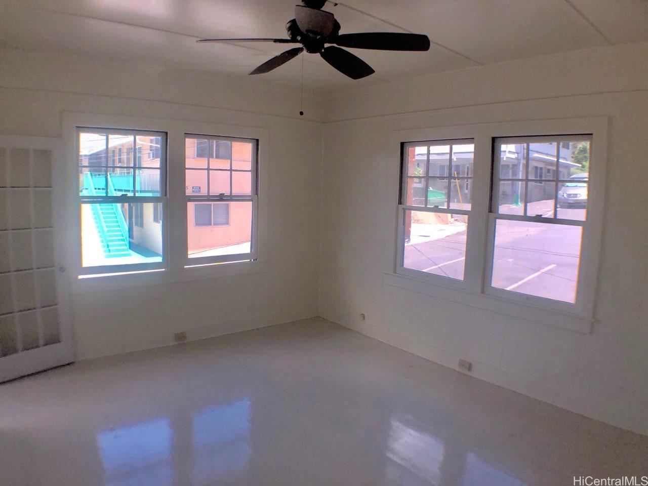 1084 Karratti Ln Honolulu - Rental - photo 5 of 9