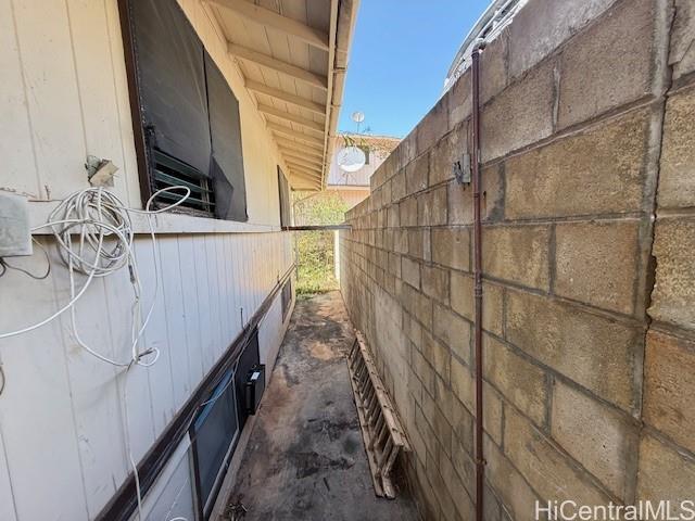 1087  Wiliki Drive Aliamanu, Honolulu home - photo 23 of 25