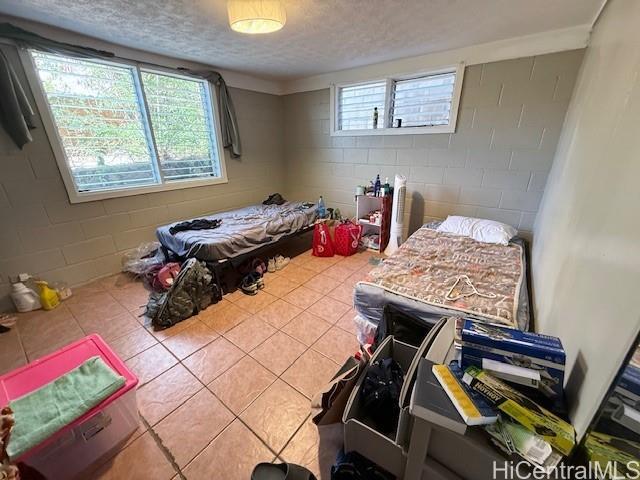 1087  Wiliki Drive Aliamanu, Honolulu home - photo 7 of 25