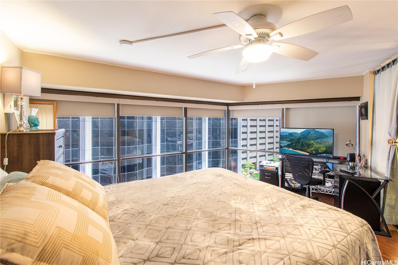 Executive Centre condo # 1108, Honolulu, Hawaii - photo 11 of 24