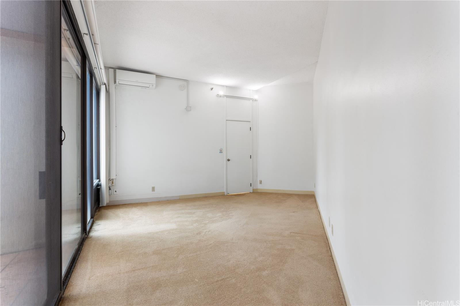 Executive Centre condo # 1126, Honolulu, Hawaii - photo 12 of 22