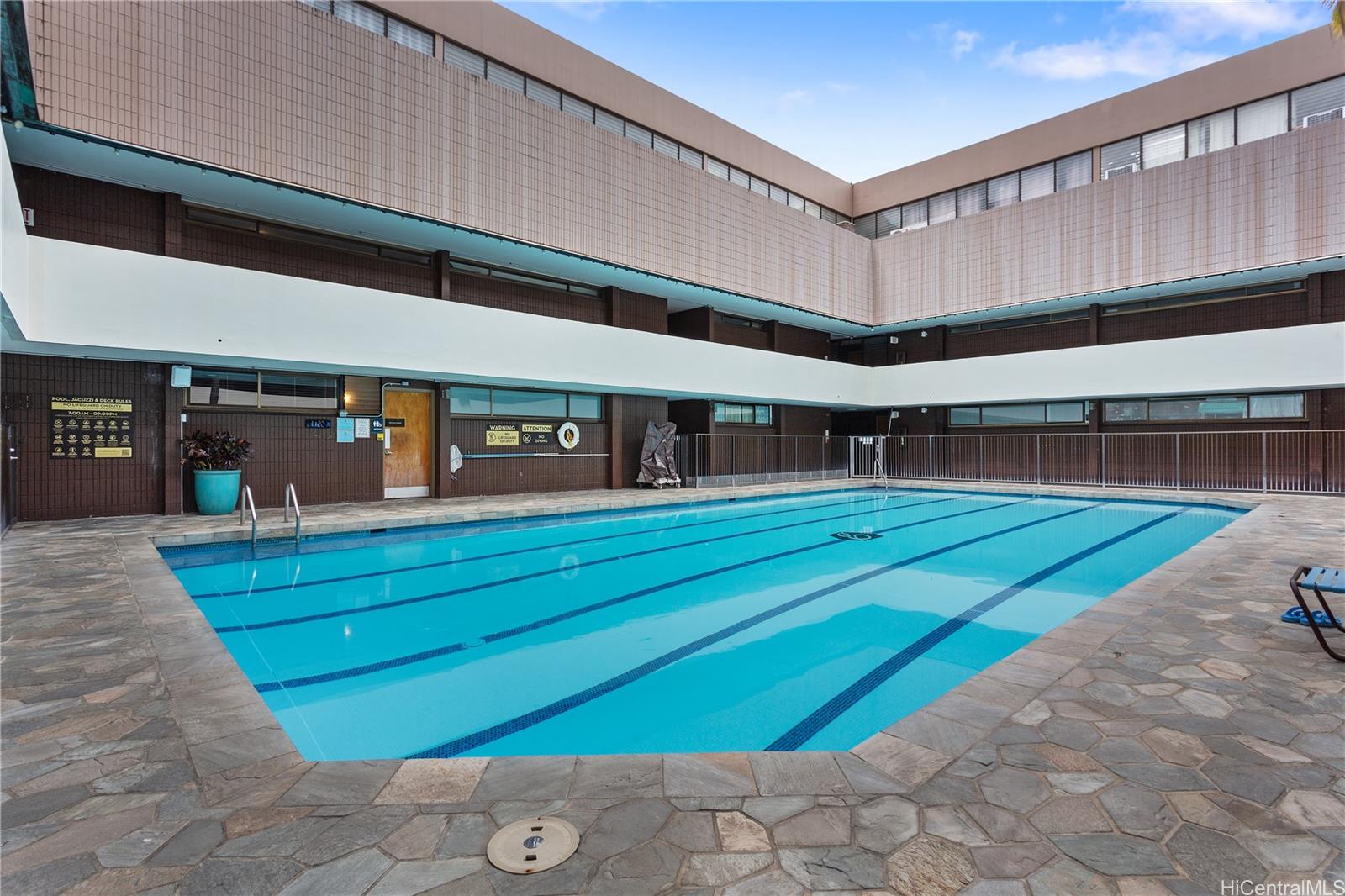 Executive Centre condo # 1126, Honolulu, Hawaii - photo 18 of 22