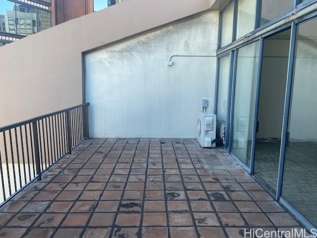 Executive Centre condo # 1213, Honolulu, Hawaii - photo 21 of 22