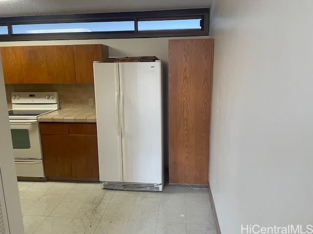 Executive Centre condo # 1213, Honolulu, Hawaii - photo 6 of 22