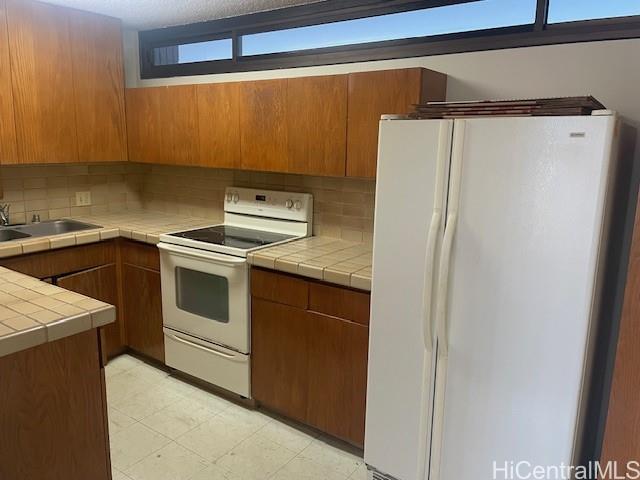 Executive Centre condo # 1213, Honolulu, Hawaii - photo 7 of 22