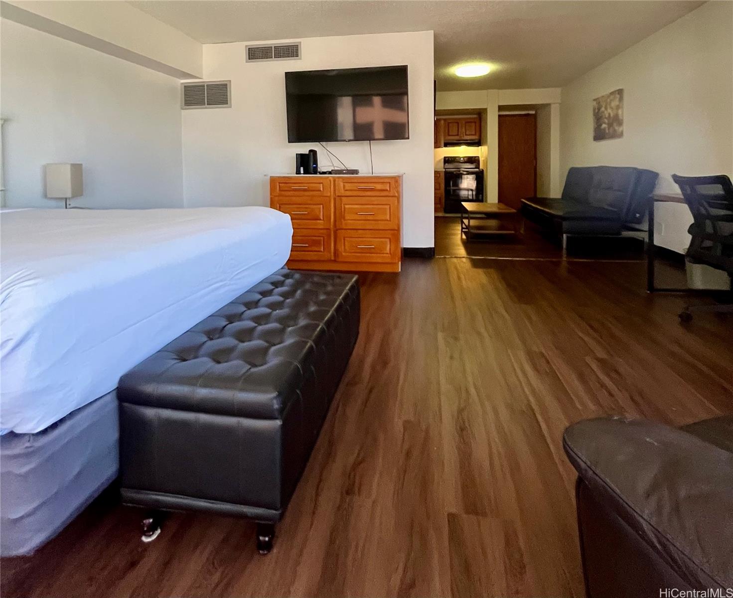 Executive Centre condo # 1501, Honolulu, Hawaii - photo 6 of 8