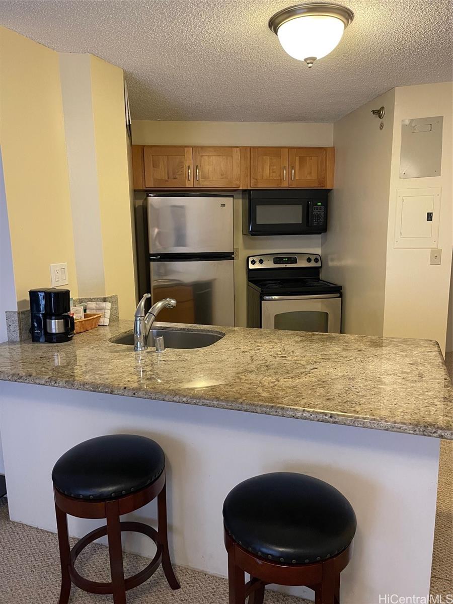 Executive Centre condo # 1611, Honolulu, Hawaii - photo 7 of 25