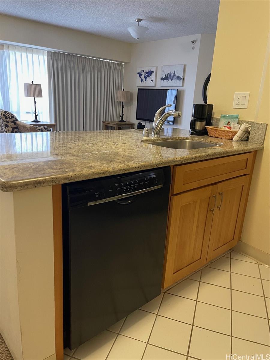 Executive Centre condo # 1611, Honolulu, Hawaii - photo 9 of 25