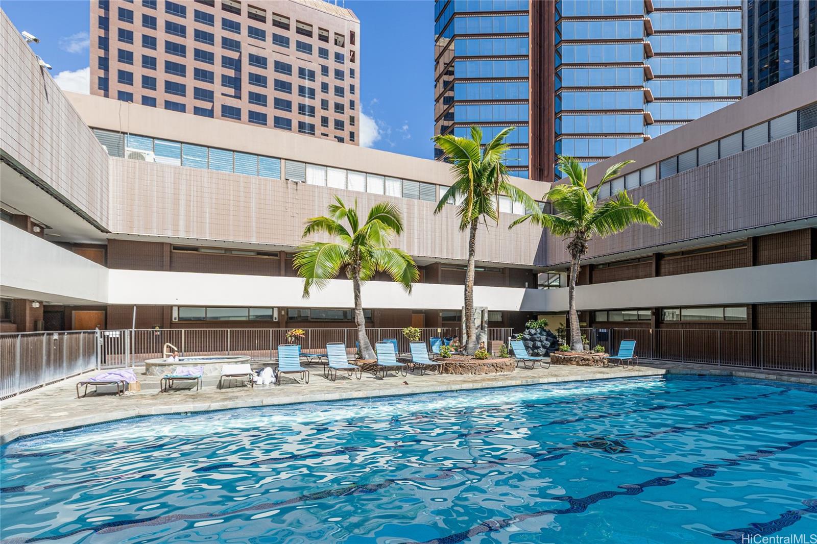 Executive Centre condo # 2001, Honolulu, Hawaii - photo 13 of 17