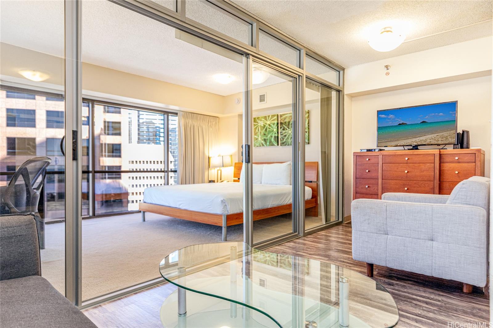 Executive Centre condo # 2001, Honolulu, Hawaii - photo 5 of 15