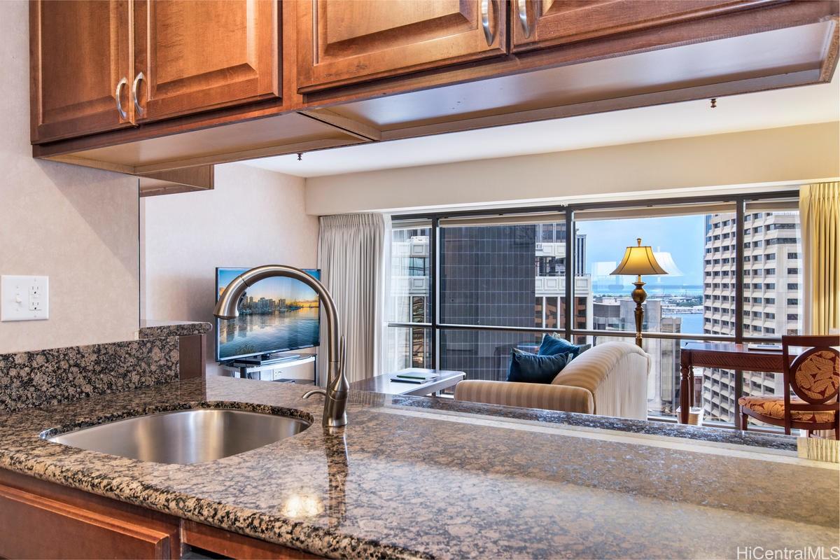 Executive Centre condo # 2006, Honolulu, Hawaii - photo 8 of 24