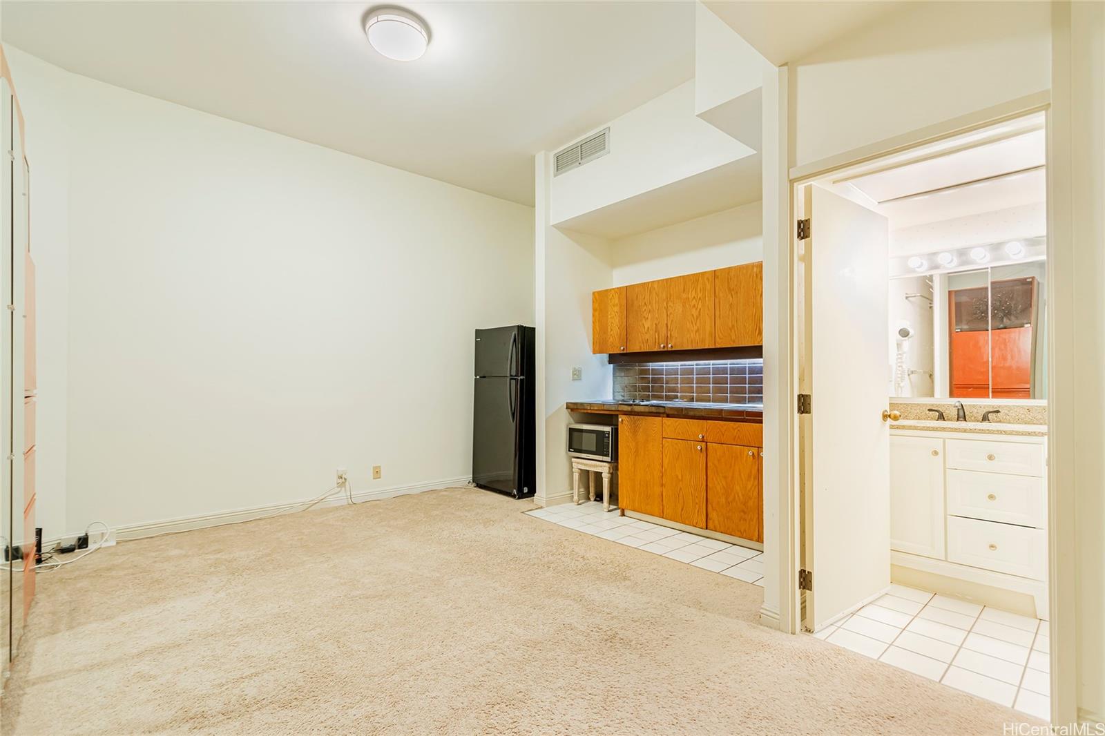1088 Bishop Street Honolulu Oahu commercial real estate photo14 of 25