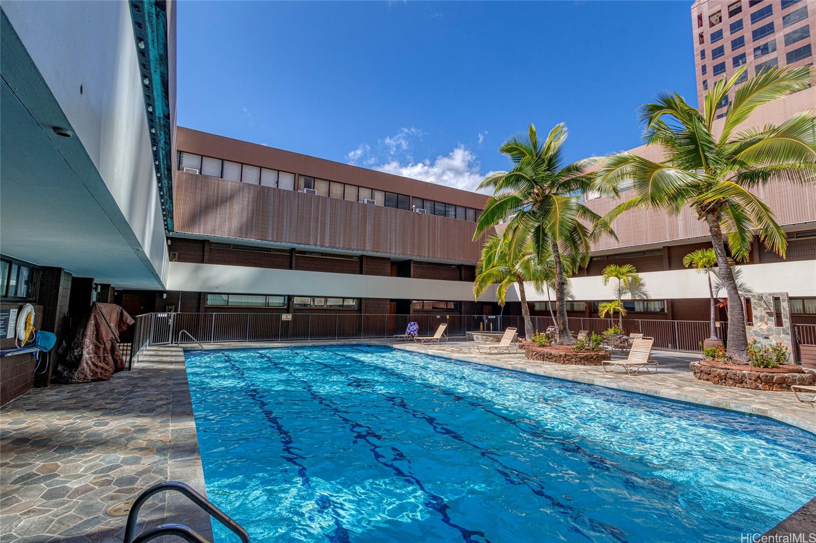 Executive Centre condo # 204, Honolulu, Hawaii - photo 24 of 25