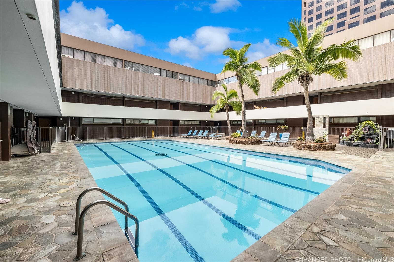 Executive Centre condo # 2110, Honolulu, Hawaii - photo 15 of 18