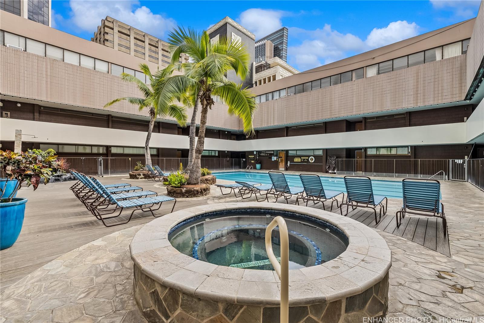 Executive Centre condo # 2110, Honolulu, Hawaii - photo 16 of 18