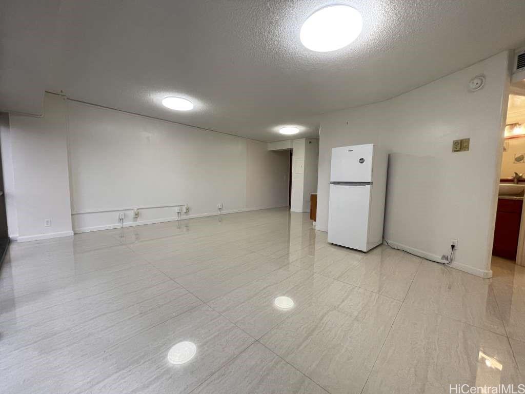 1088 Bishop St Honolulu - Rental - photo 5 of 14