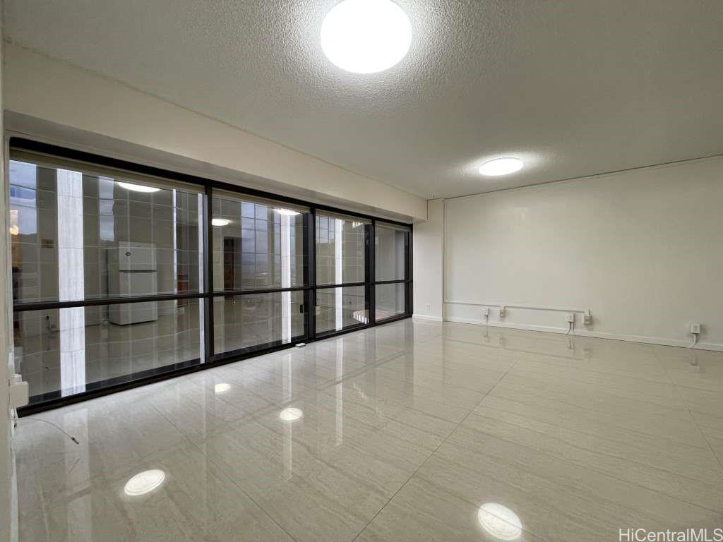 1088 Bishop St Honolulu - Rental - photo 6 of 14