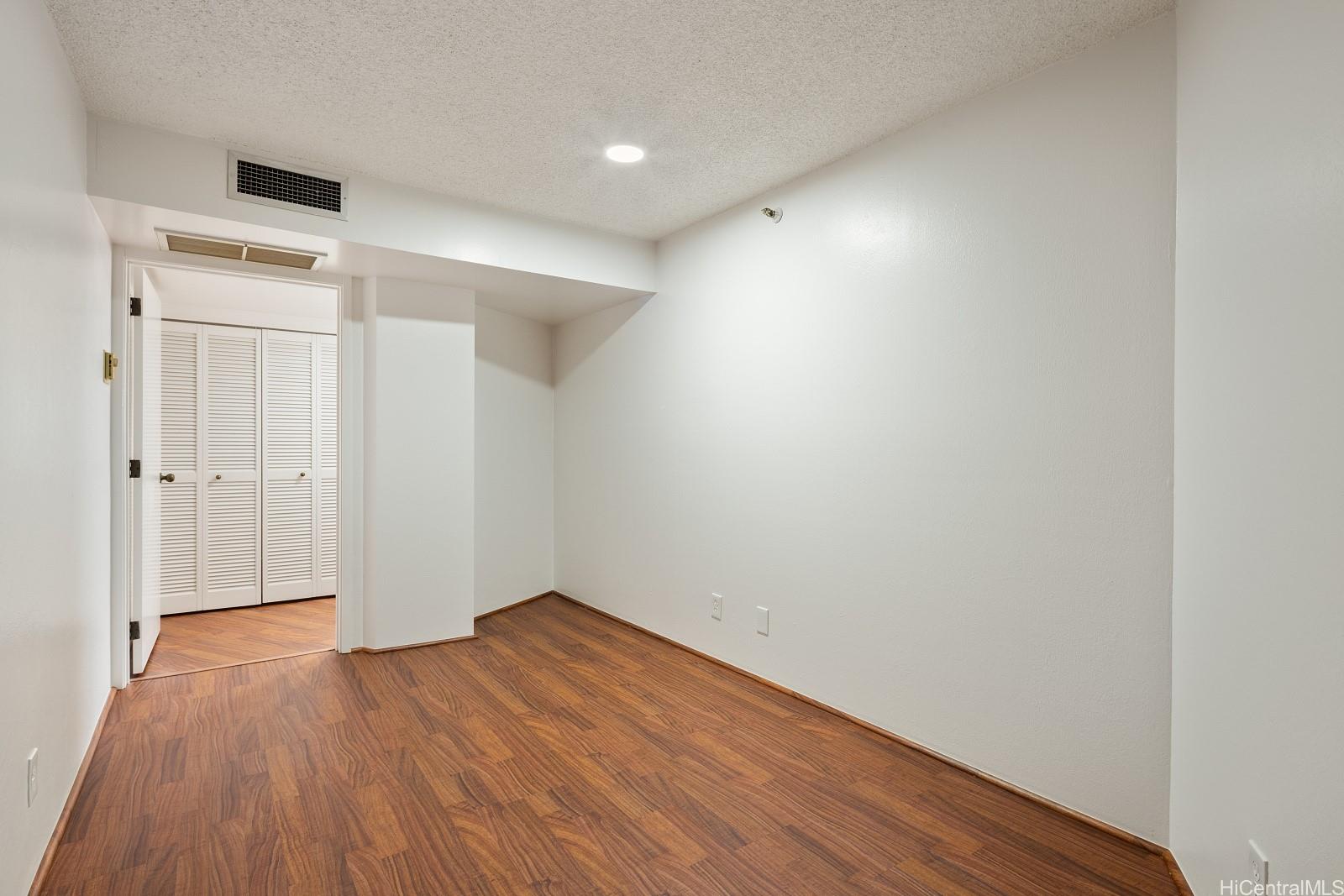 Executive Centre condo # 2906, Honolulu, Hawaii - photo 2 of 23