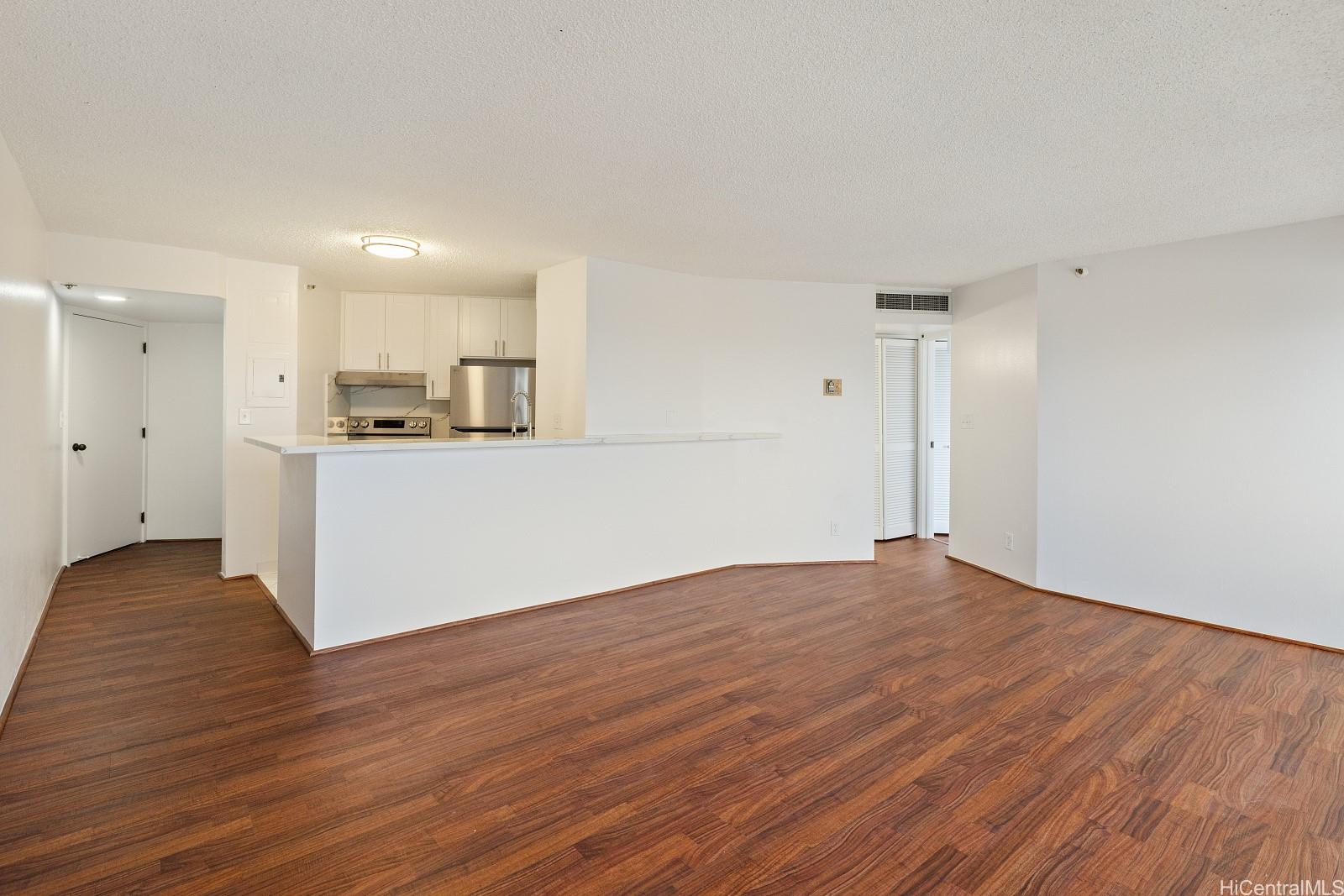 Executive Centre condo # 2906, Honolulu, Hawaii - photo 3 of 23