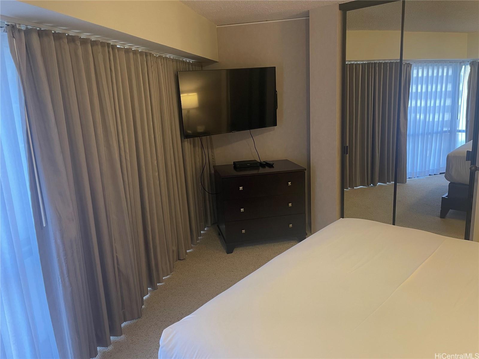 Executive Centre condo # 3110, Honolulu, Hawaii - photo 13 of 18