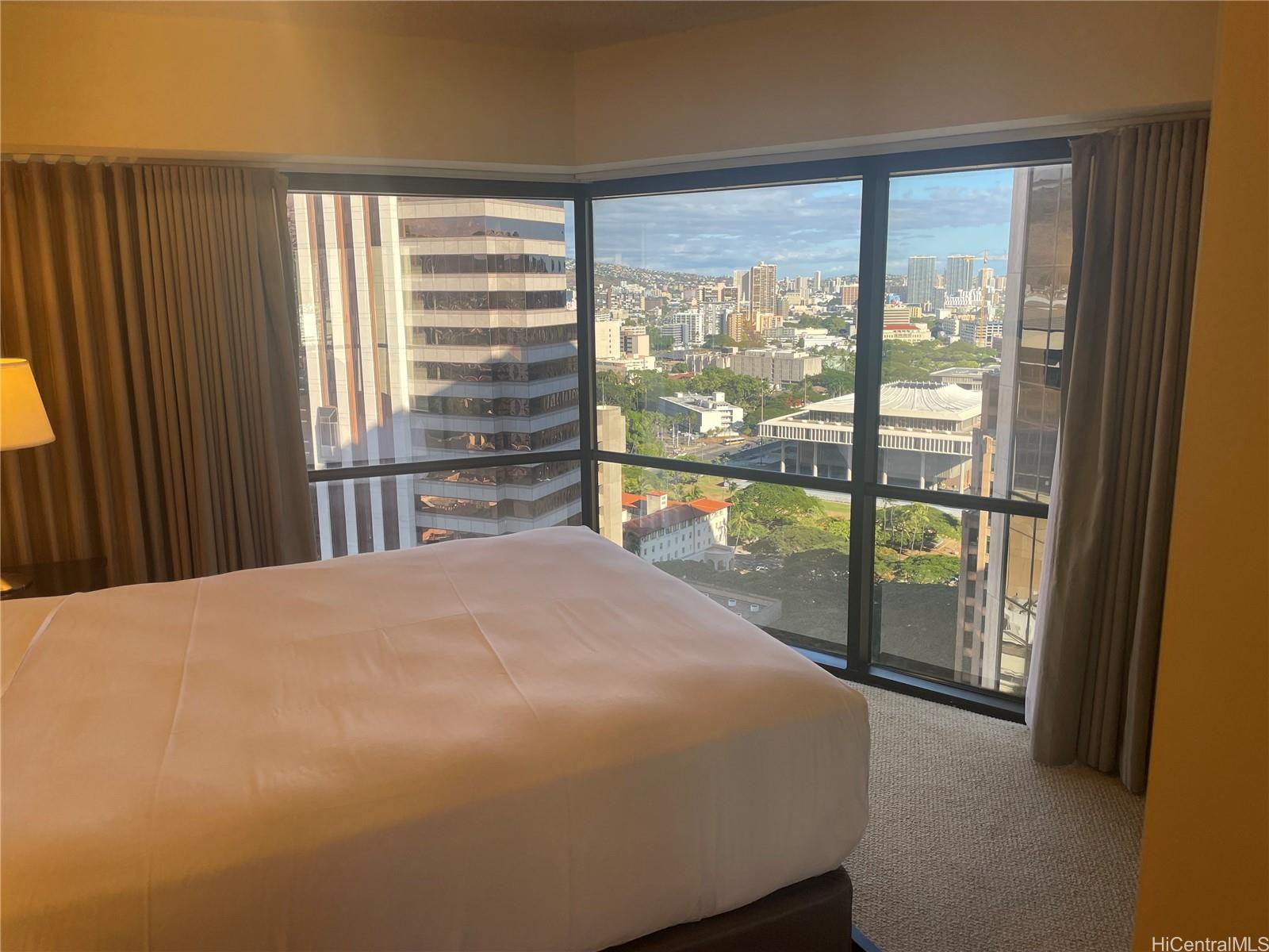 Executive Centre condo # 3110, Honolulu, Hawaii - photo 14 of 18