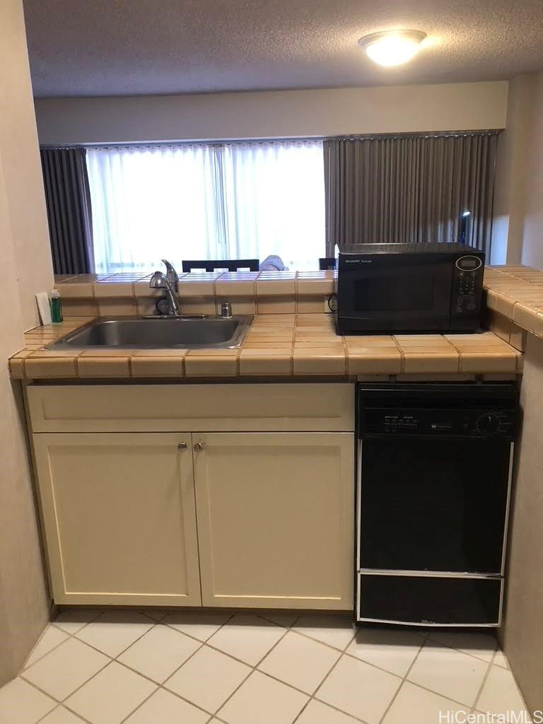 Executive Centre condo # 3510, Honolulu, Hawaii - photo 11 of 15