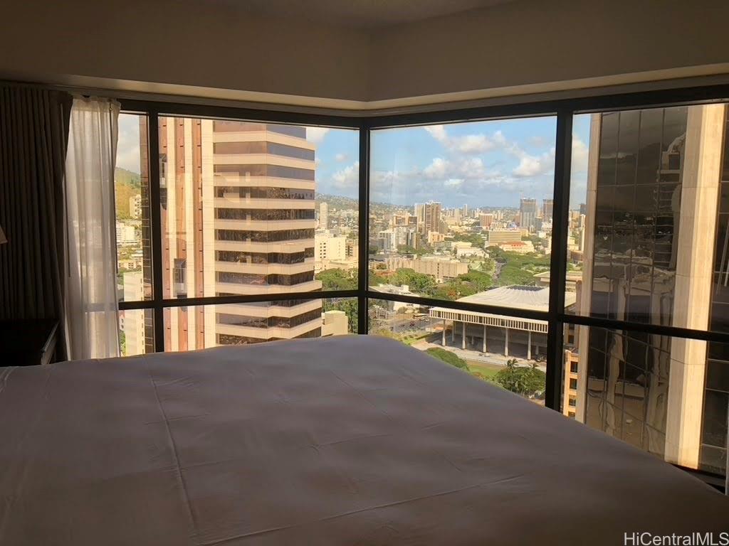 Executive Centre condo # 3510, Honolulu, Hawaii - photo 13 of 15