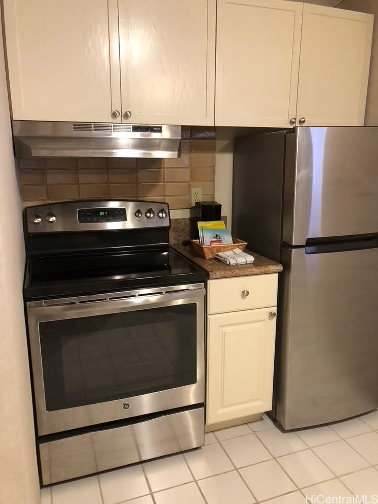 Executive Centre condo # 3510, Honolulu, Hawaii - photo 10 of 15