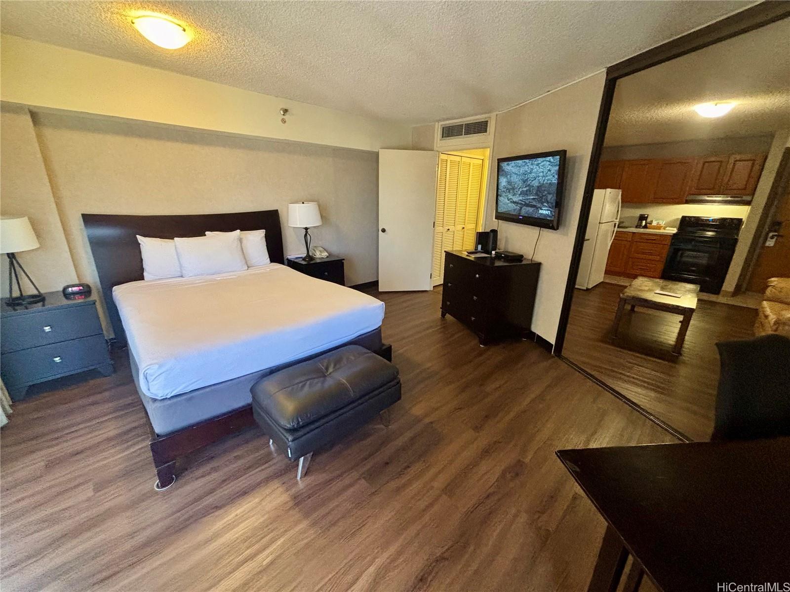 Executive Centre condo # 3109, Honolulu, Hawaii - photo 2 of 7